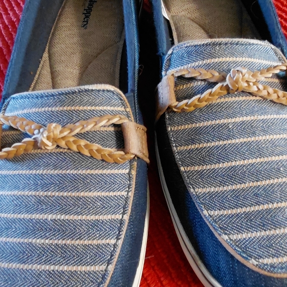 Grasshoppers Tan and Blue Casual Shoes - Picture 11 of 16